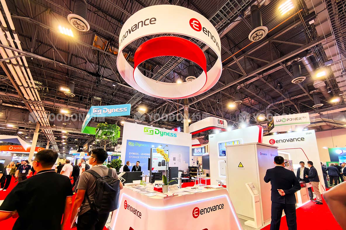 储能光伏展搭建